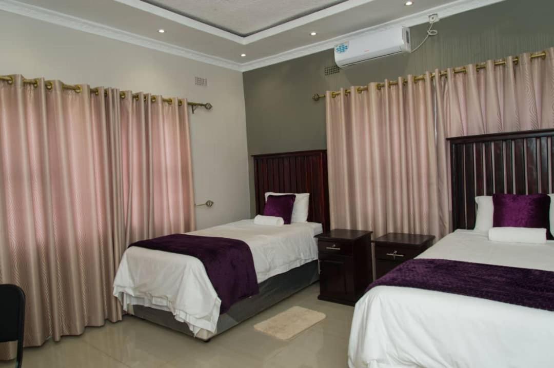 848 Guest House Victoria Falls Esterno foto